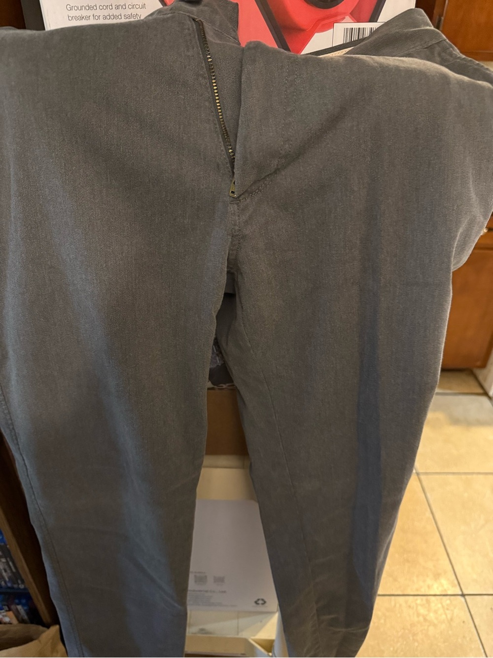 Haggar Men's Dark Gray Chinos Dress pants size 32x30